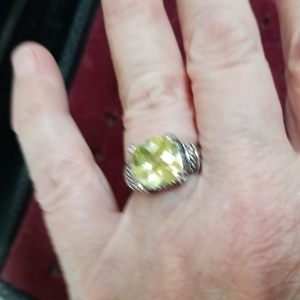 Ring